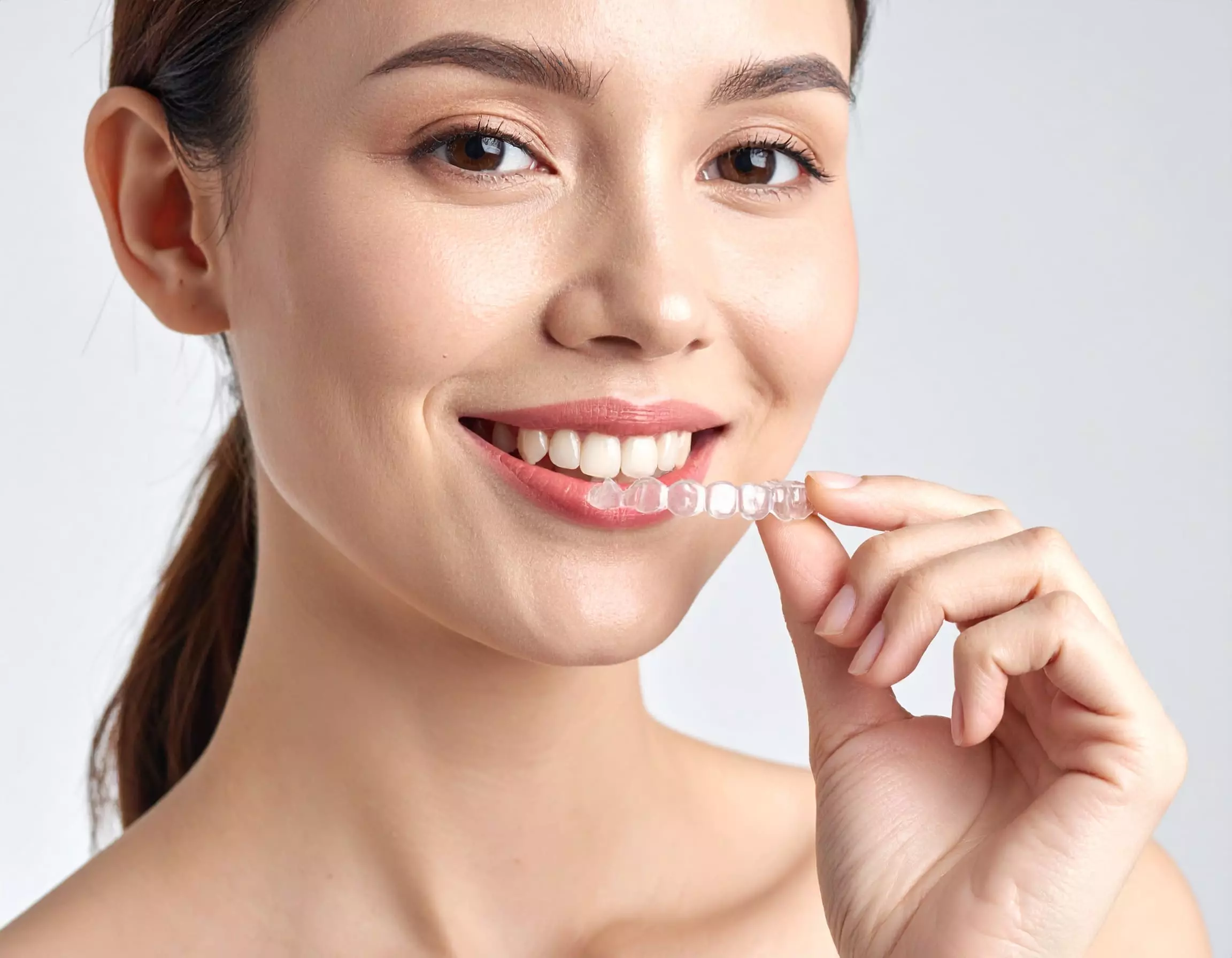 維持器要換嗎？出現這 5 種情況，繼續戴反而影響矯正效果